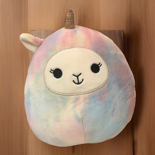 Peanut Penguin Snowboarding