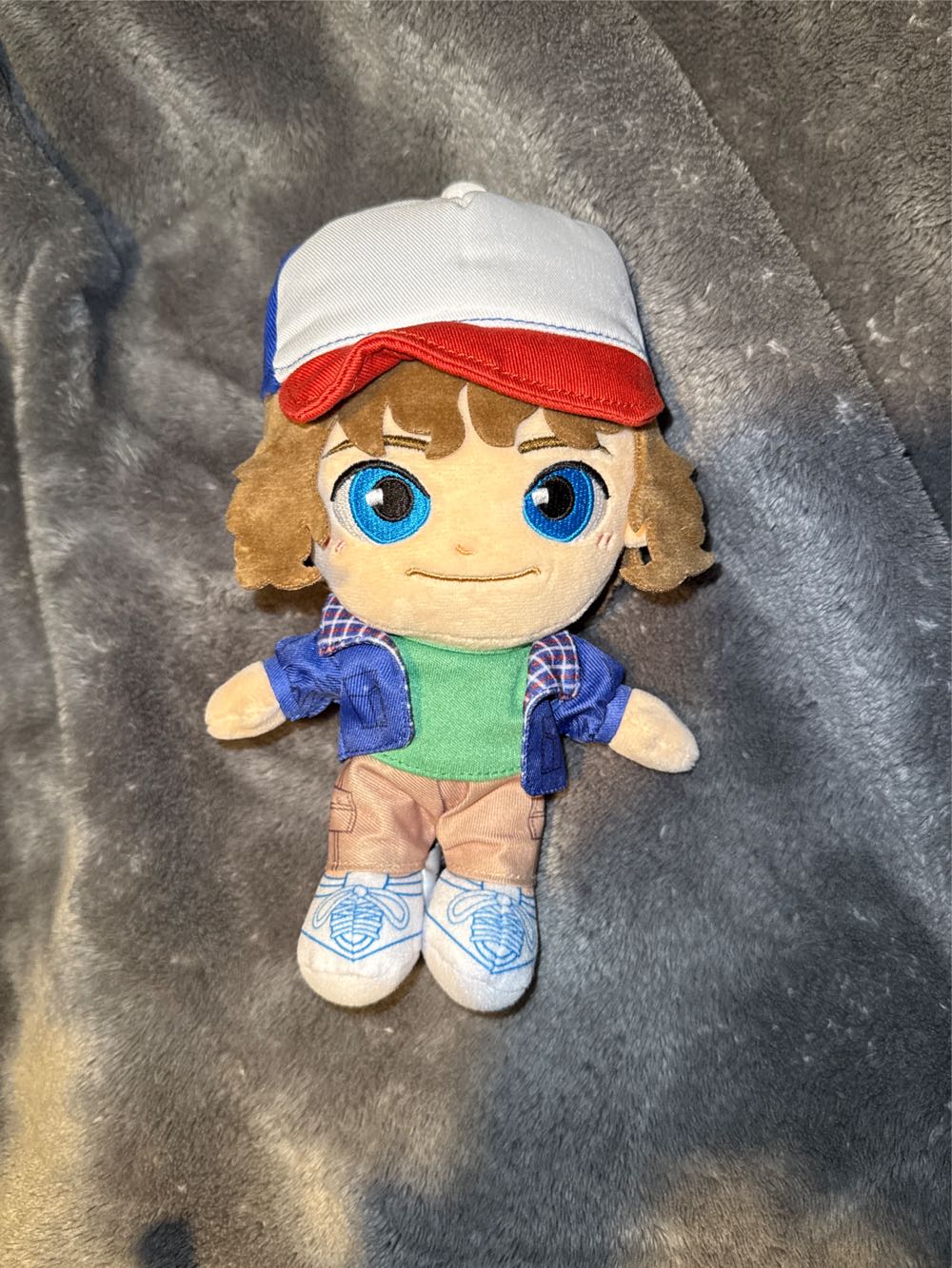 Things 8 Inch Jazwares Stranger Things Dustin Henderson 8 Official Embroidery  (United States) plush collectible [Barcode 191726882510] - Main Image 2