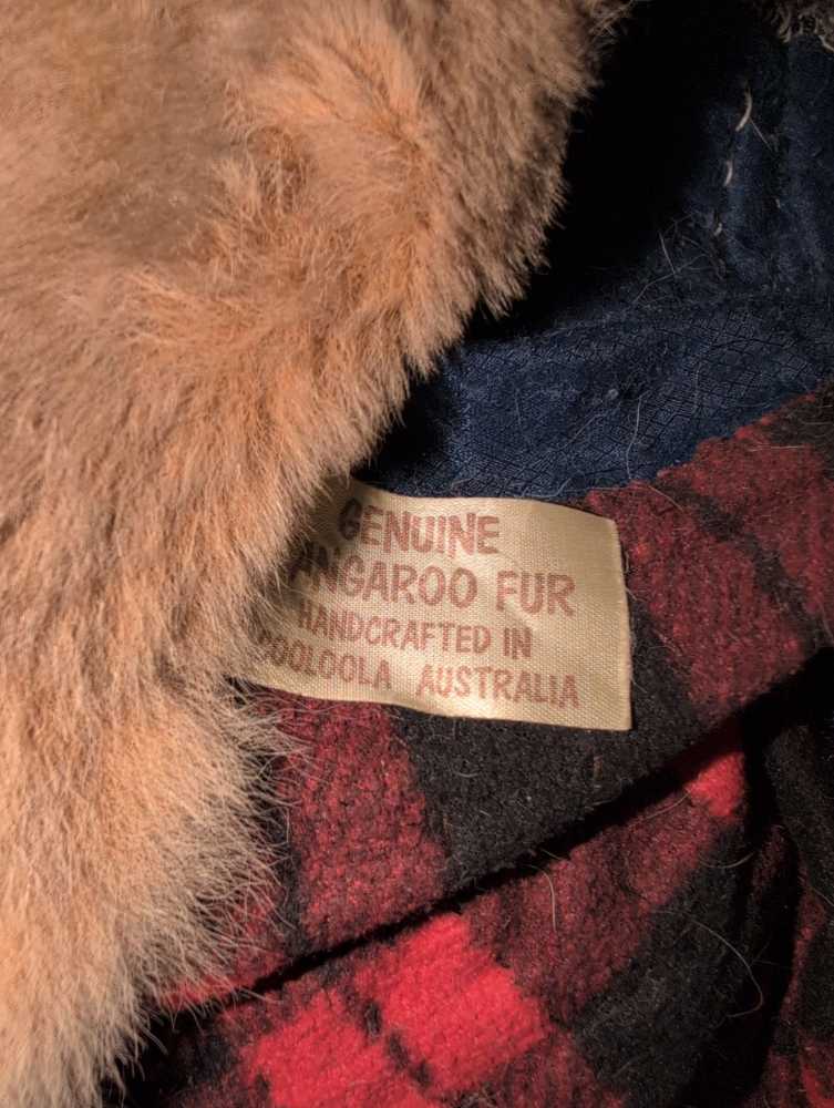 Genuine Kangaroo Fur Platypus   (Australia) plush collectible - Main Image 2