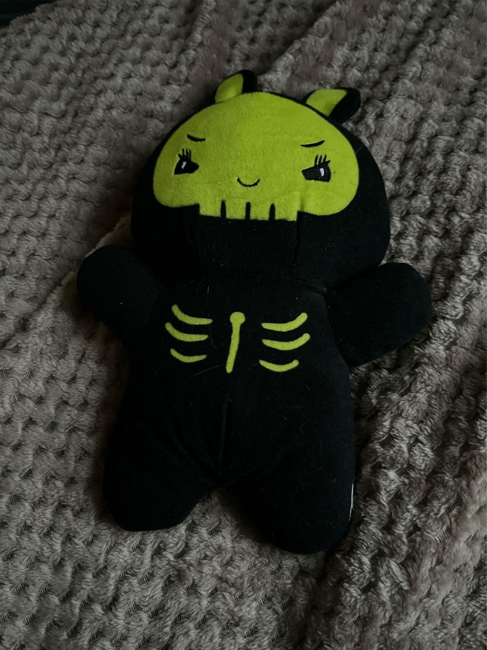 Flying Tiger Copenhagen Skeleton Bunny  plush collectible [Barcode 0200030580149] - Main Image 2