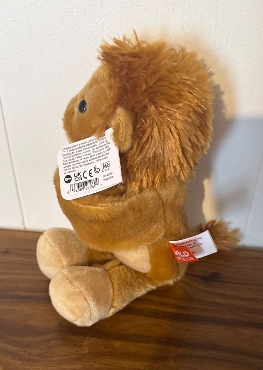 Inches Wild Republic Huggers Lion Stuffed Animal 8 Inches Lion Animal Slap  plush collectible [Barcode 092389272604] - Main Image 3