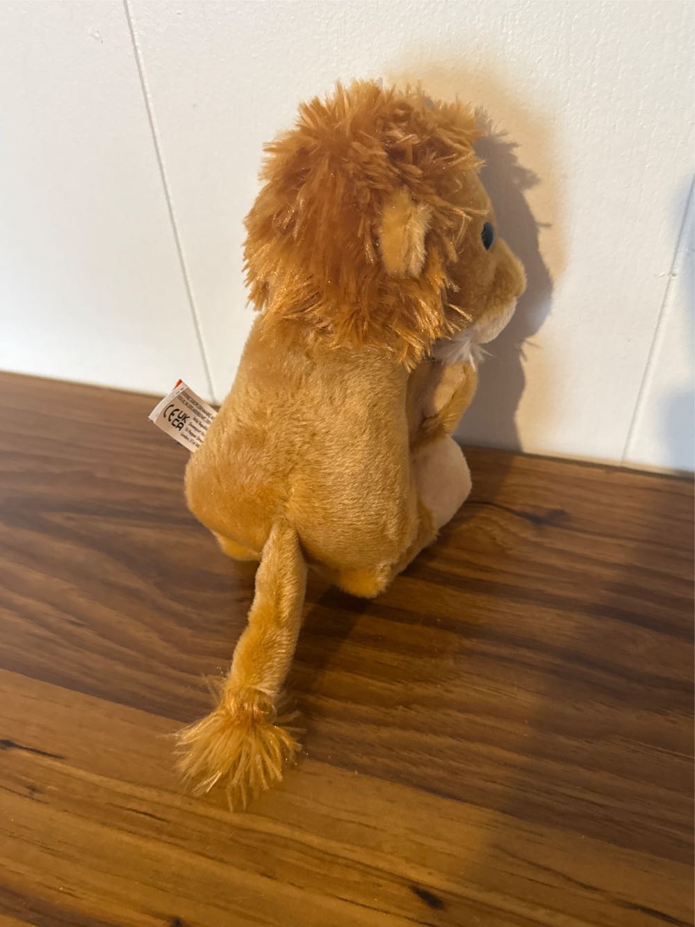 Inches Wild Republic Huggers Lion Stuffed Animal 8 Inches Lion Animal Slap  plush collectible [Barcode 092389272604] - Main Image 4