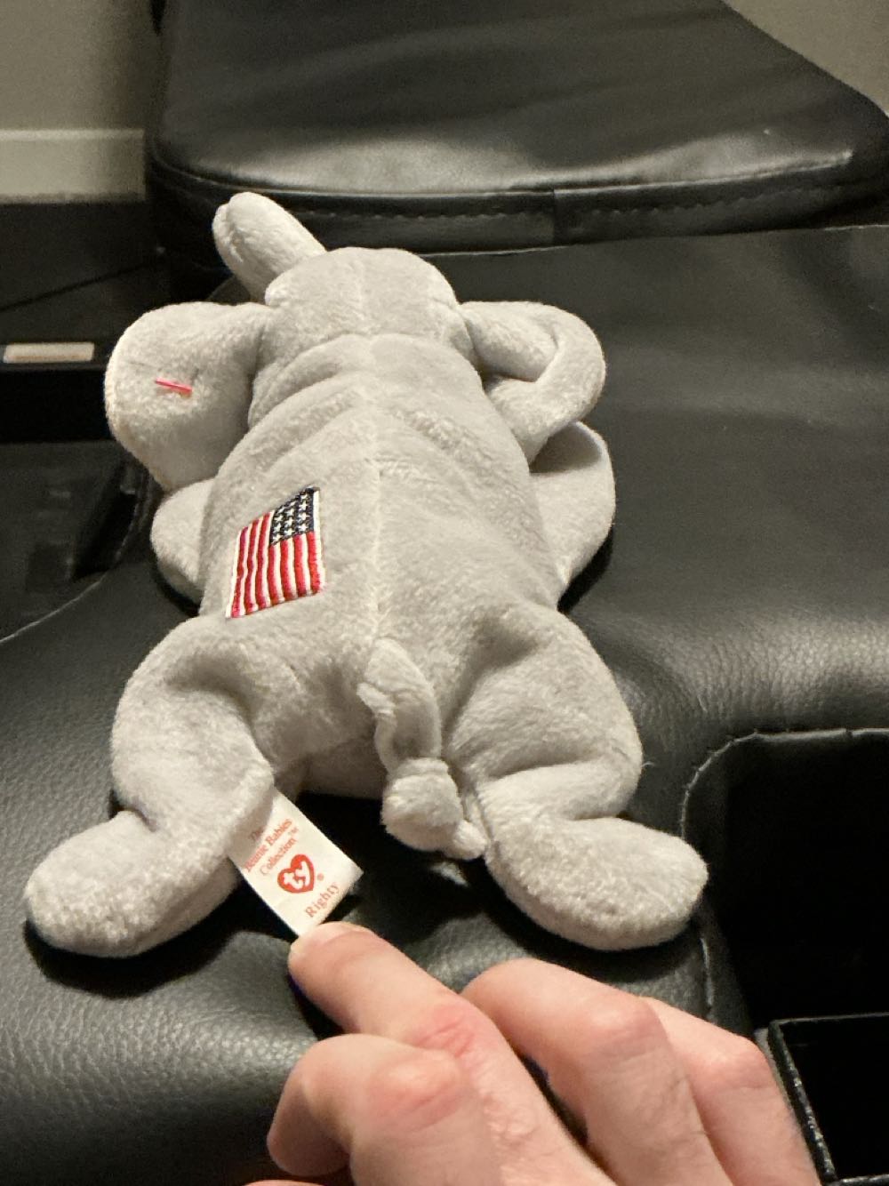 Righty  (United States) plush collectible - Main Image 2