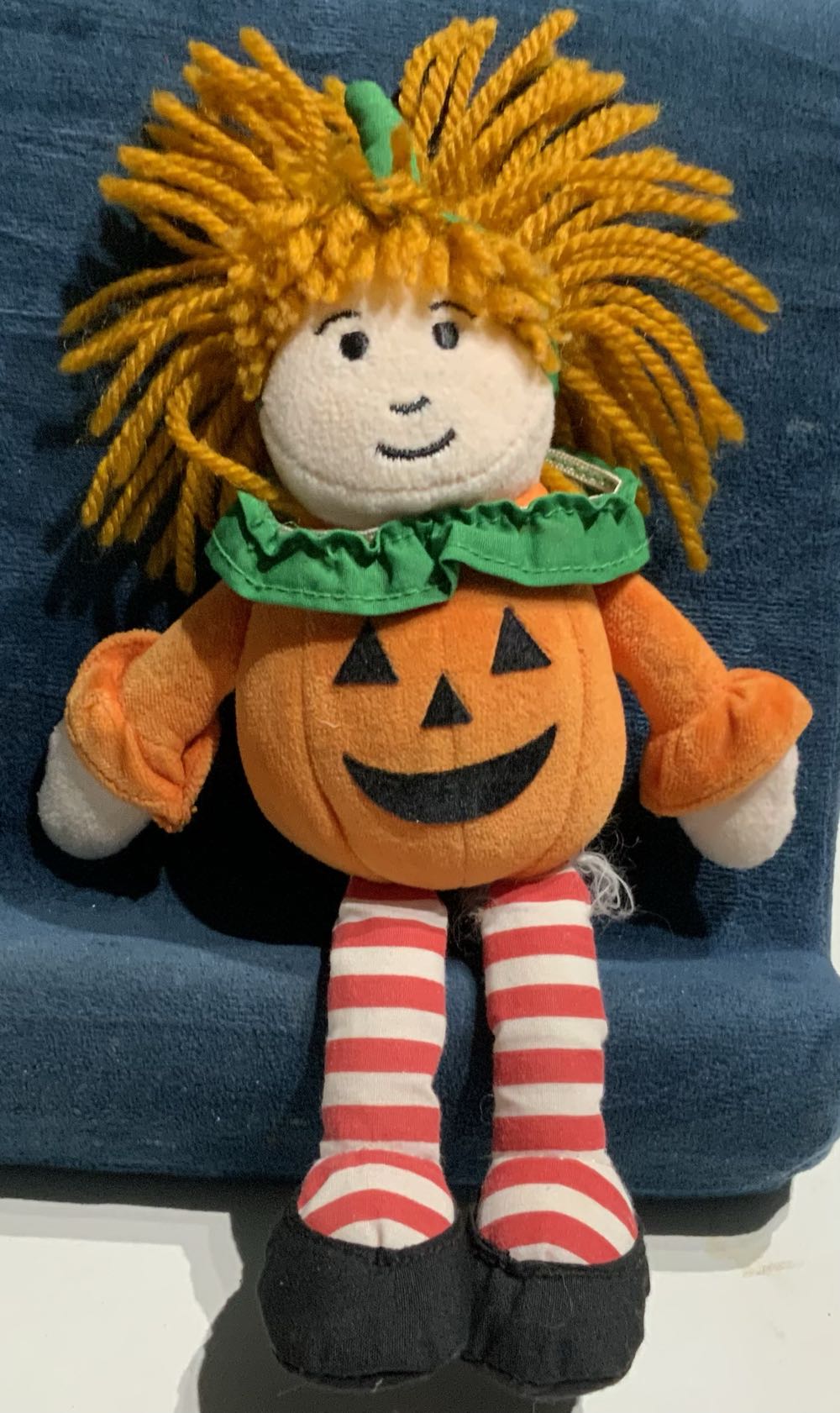 Winnie The Pooh Valentine Bee ❤️