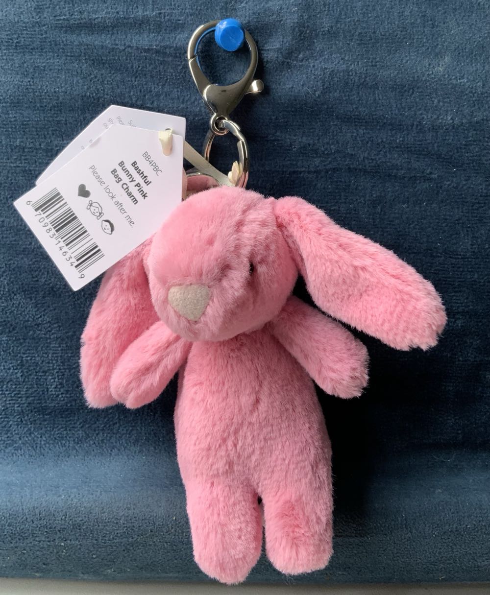 Keyring Bunny Bashful Pink  plush collectible - Main Image 2