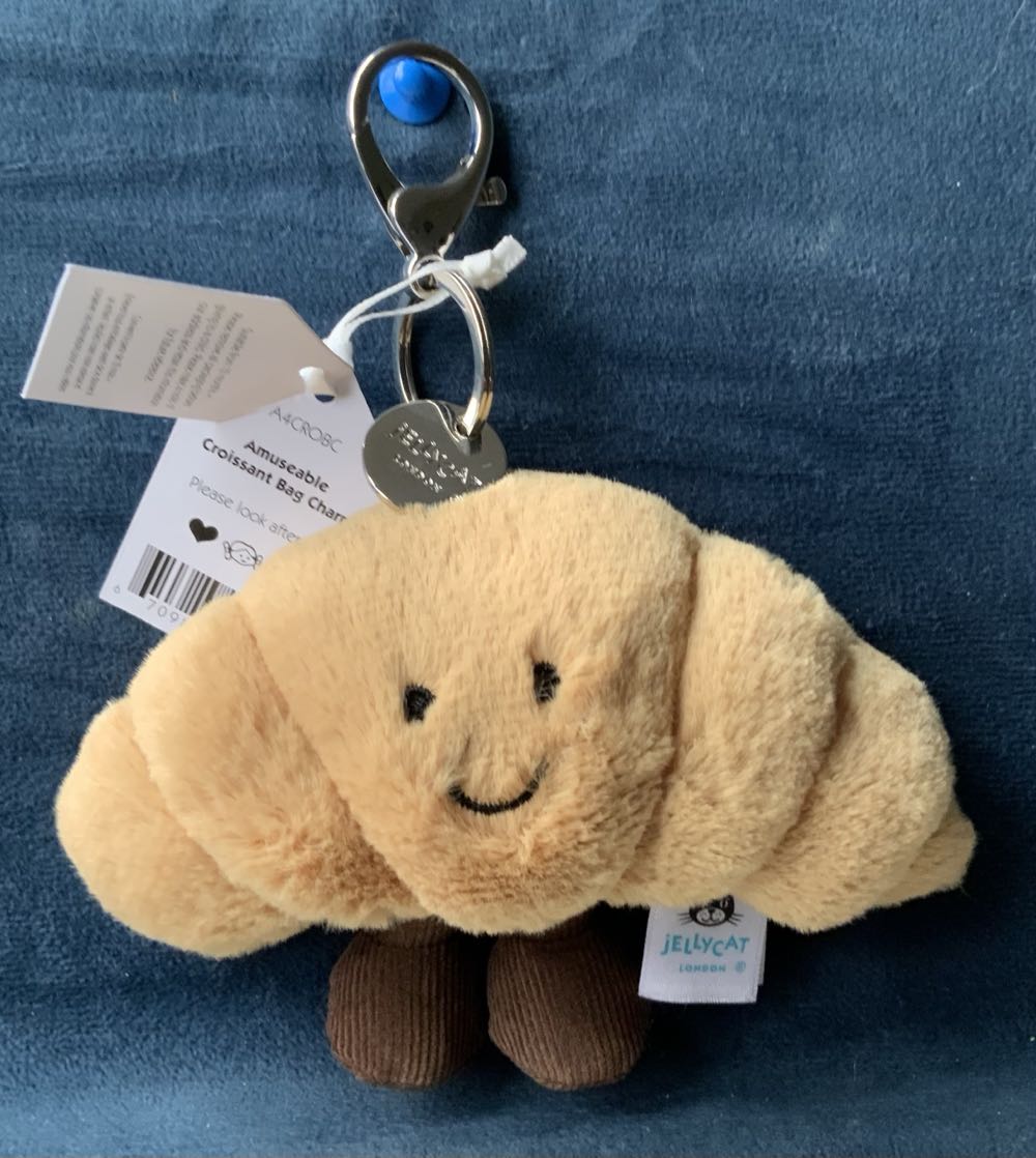 Keyring Amuseables Croissant  plush collectible - Main Image 2