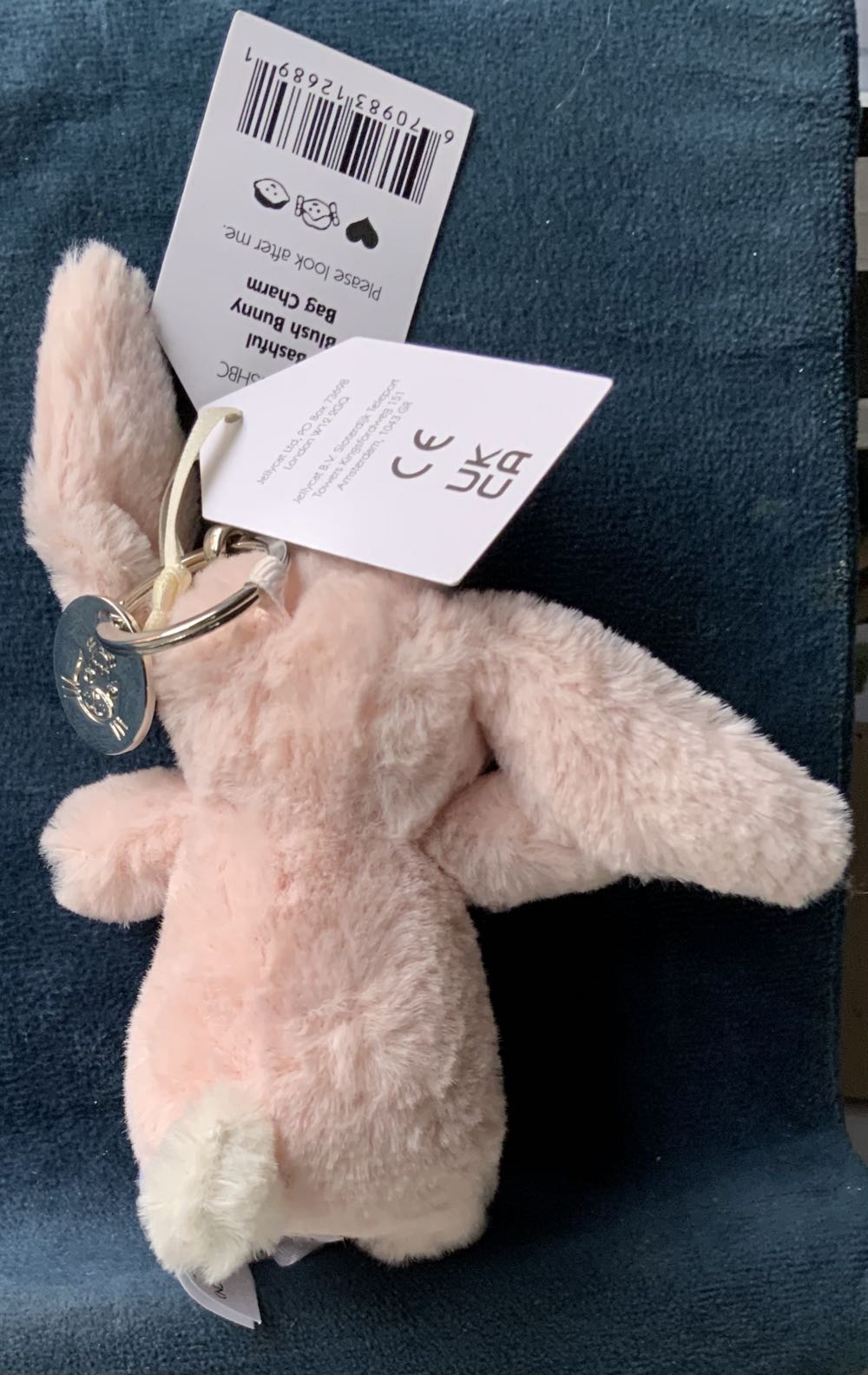 Keyring Bunny Bashful Blush  plush collectible - Main Image 2