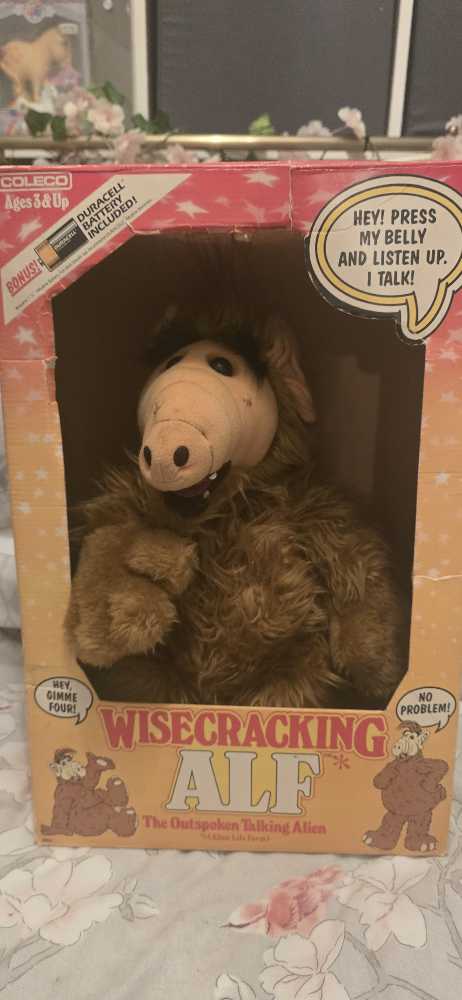 Coleco Vintage Wisecracking Alf The Outspoken Talking Alien Coleco  plush collectible [Barcode 076930066034] - Main Image 2