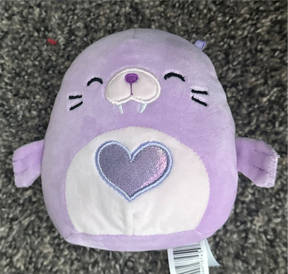 Winnie 5”  plush collectible [Barcode 196566197459] - Main Image 2