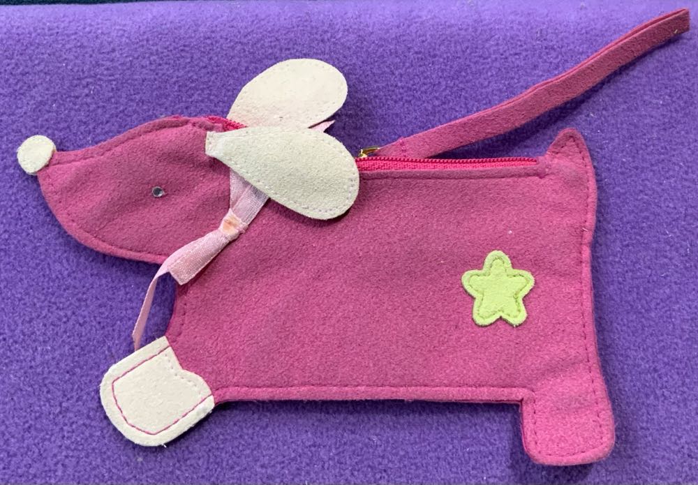 Clover (Valentine's Day 💘) : Strawberry Cow 🐮