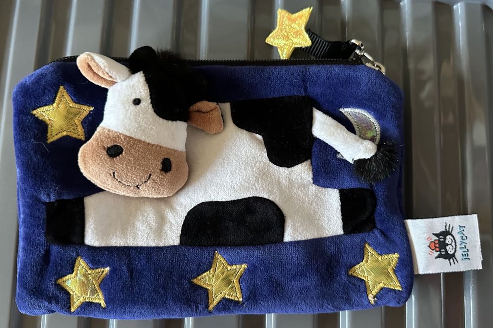 Mini Bag - Cow Jumped Over The Moon  plush collectible - Main Image 3