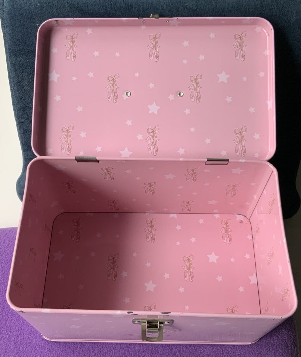 Tin Case - Pretty Ballerina  plush collectible - Main Image 3