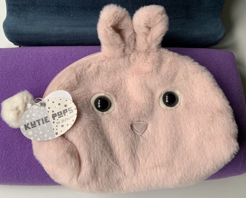 Kutie Pops Mini Bag - Bunny  plush collectible - Main Image 2