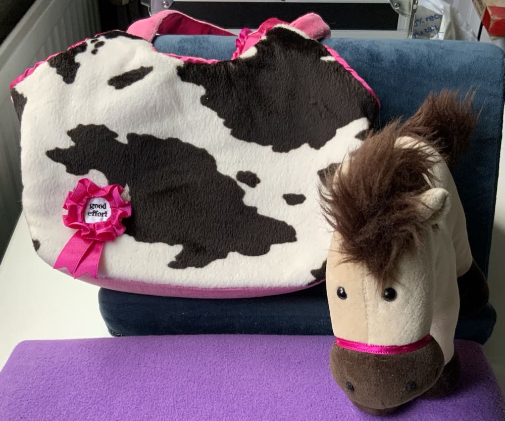 Pet-a-Porter Horse  plush collectible - Main Image 4