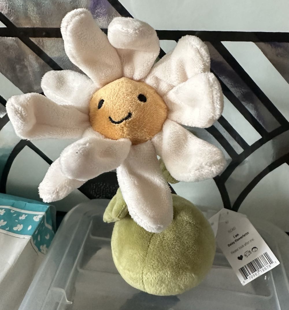 Flowerette Daisy  plush collectible - Main Image 2
