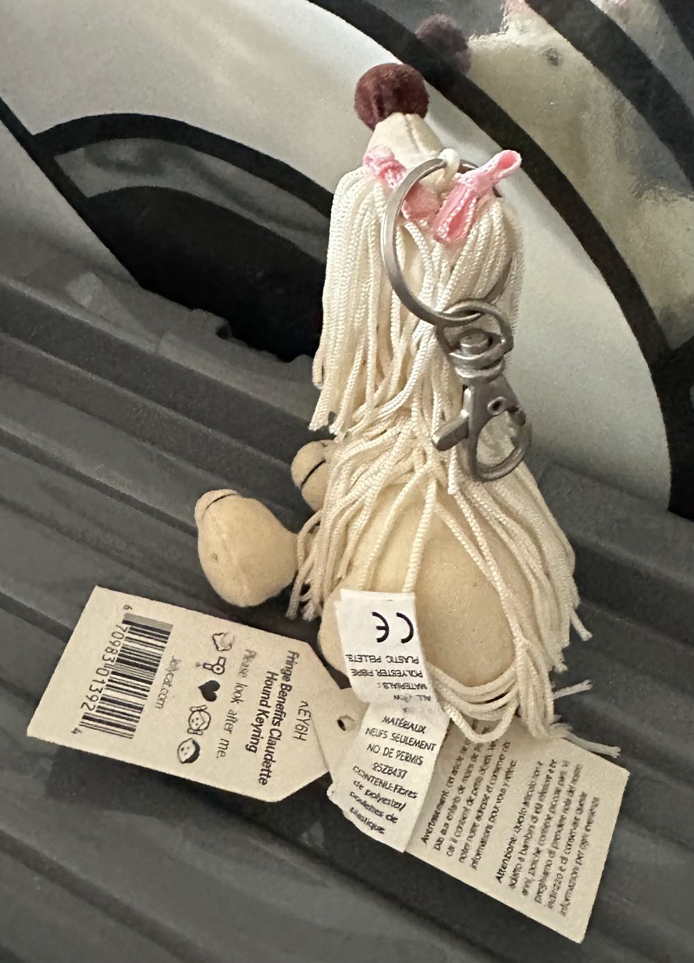 Keyring Fringe Benefits Claudette Hound  plush collectible - Main Image 2