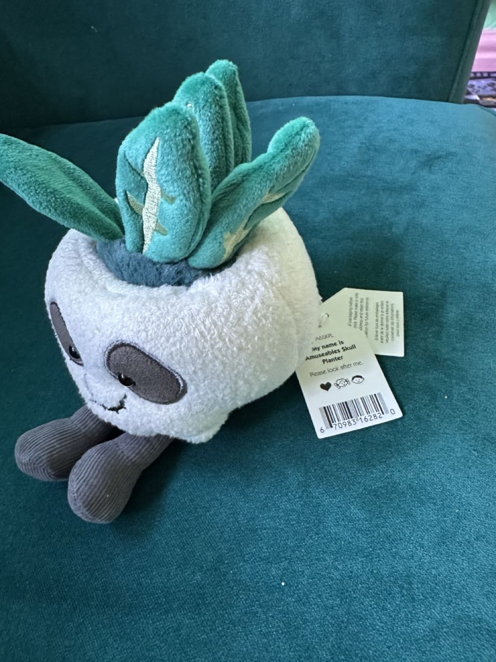 Amuseable Skull Planter  plush collectible - Main Image 2