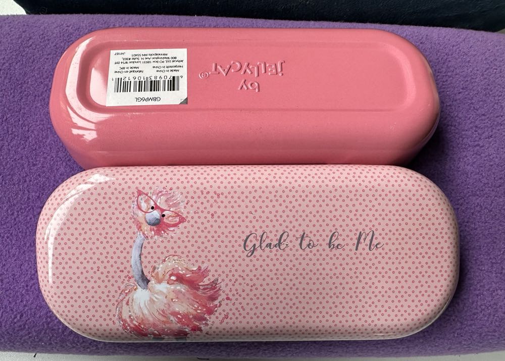 Glad To Be Me - Glasses Case  plush collectible - Main Image 4