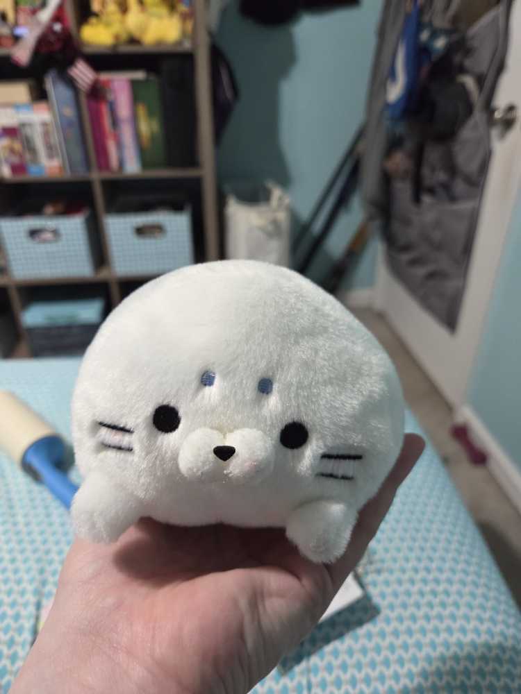 Wally Darling Juniper Creates Plushie (Welcome Home)