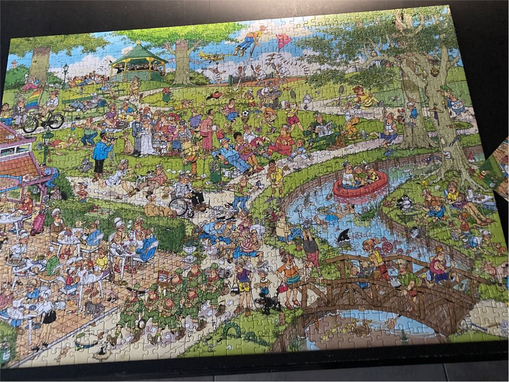 the park crazy casino shooting pool 81258 - Jumbo puzzle collectible - Main Image 2