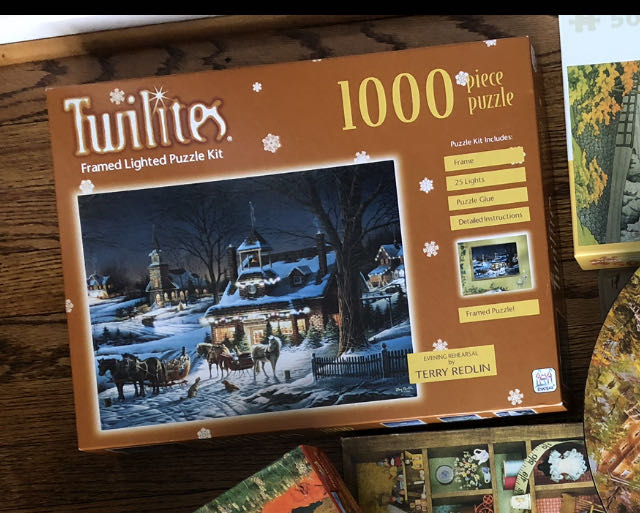 Evening Rehearsals - White Mountain Puzzles puzzle collectible - Main Image 3