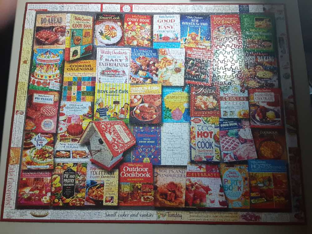 Betty Crocker Cookbooks🧩 - White Mountain puzzle collectible - Main Image 2