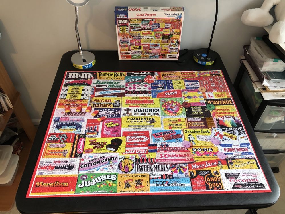 Candy Wrappers - White Mountain puzzle collectible [Barcode 724819254378] - Main Image 3