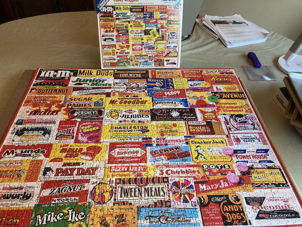 Candy Wrappers - White Mountain puzzle collectible [Barcode 724819254378] - Main Image 4