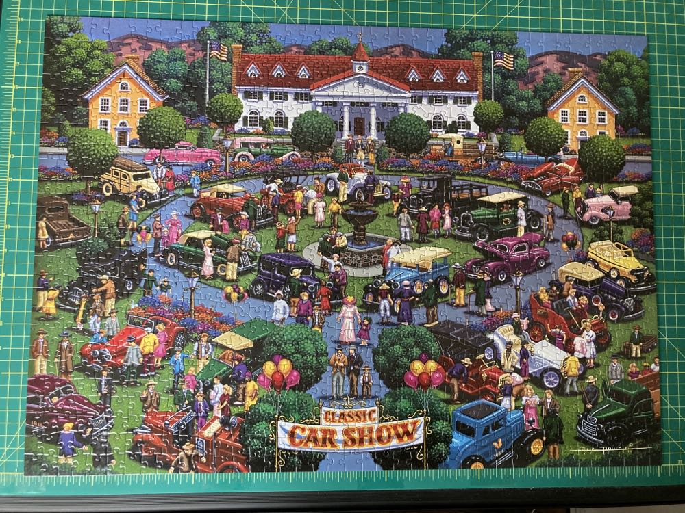 Classic Car Show - Dowdle Folk Art puzzle collectible [Barcode 671095102322] - Main Image 3