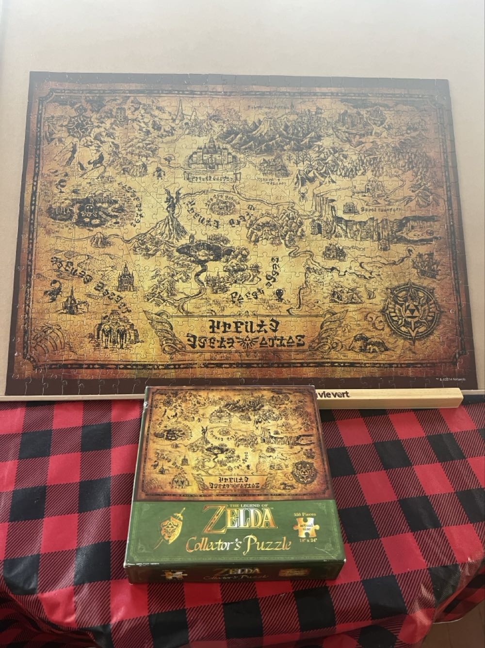 Map Of Hyrule - USAopoly puzzle collectible [Barcode 700304046178] - Main Image 3