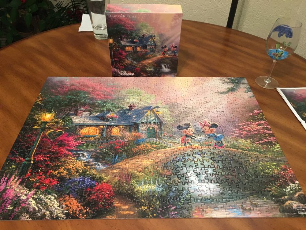 Mickey & Minnie -  Ceaco puzzle collectible [Barcode 0021081290968] - Main Image 2