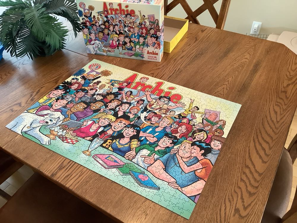 Archie - Cobble Hill puzzle collectible - Main Image 2