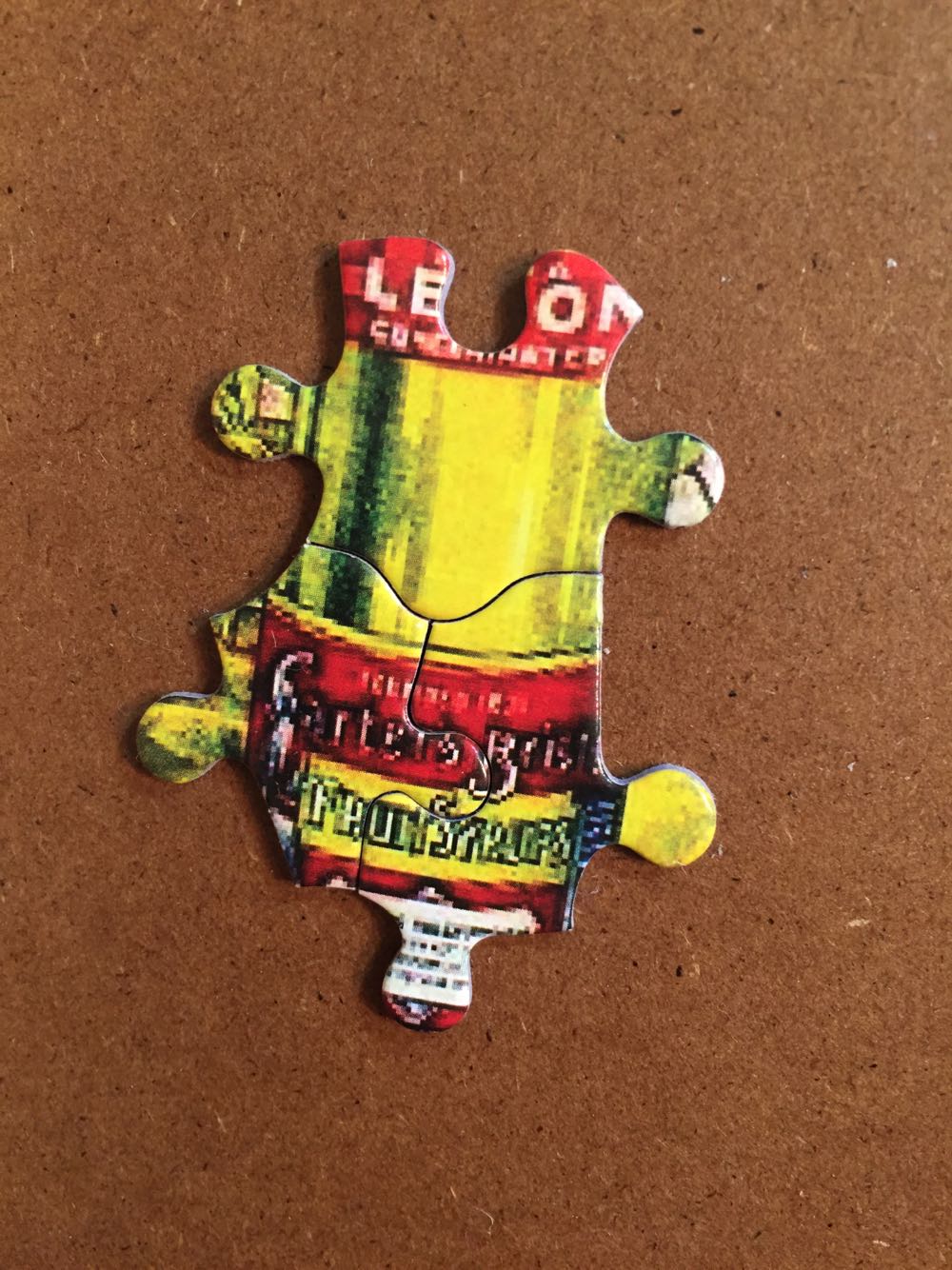 When Life Gives You Lemons  - Completed (Rummage Sale) - White Mountain Puzzles puzzle collectible [Barcode 724819256440] - Main Image 3