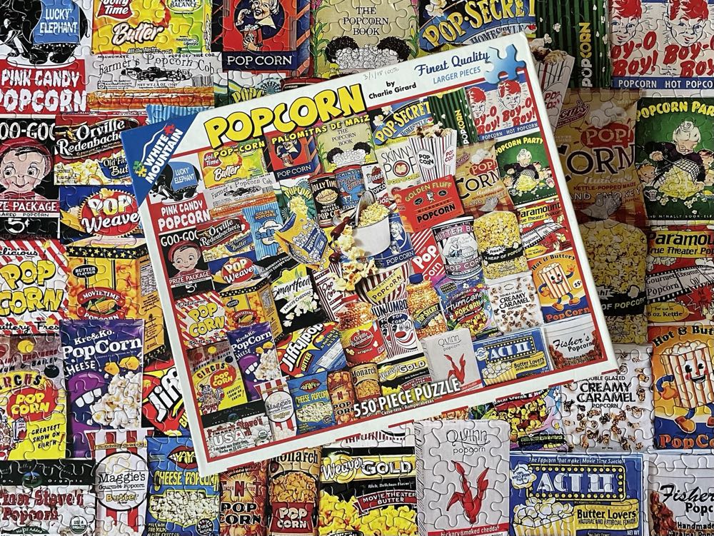 Popcorn - White Mountain puzzle collectible [Barcode 724819257041] - Main Image 3