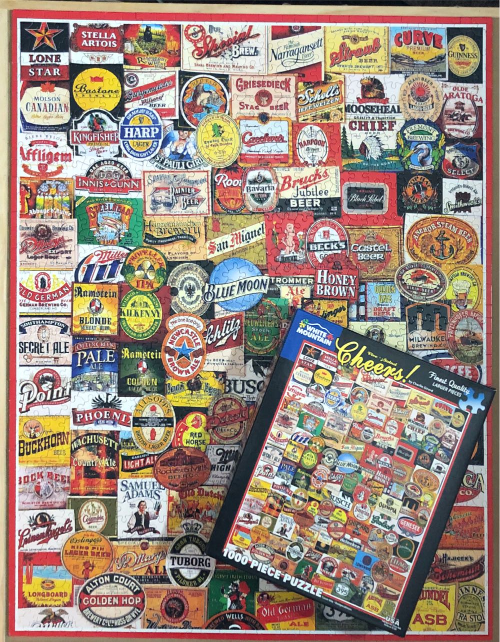 Cheers! - White Mountain puzzle collectible [Barcode 724819254361] - Main Image 3