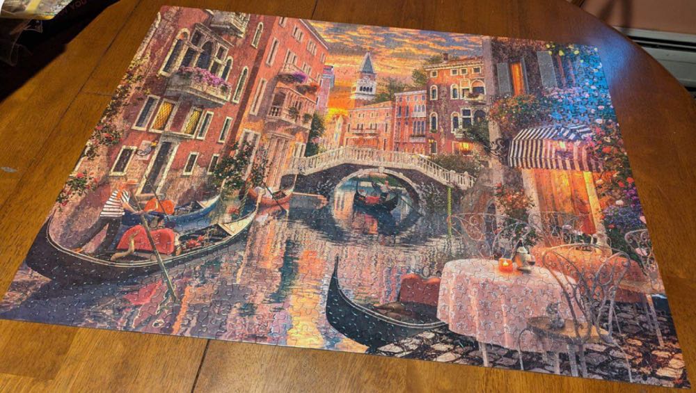 Venice - White Mountain Puzzles puzzle collectible [Barcode 724819259137] - Main Image 2