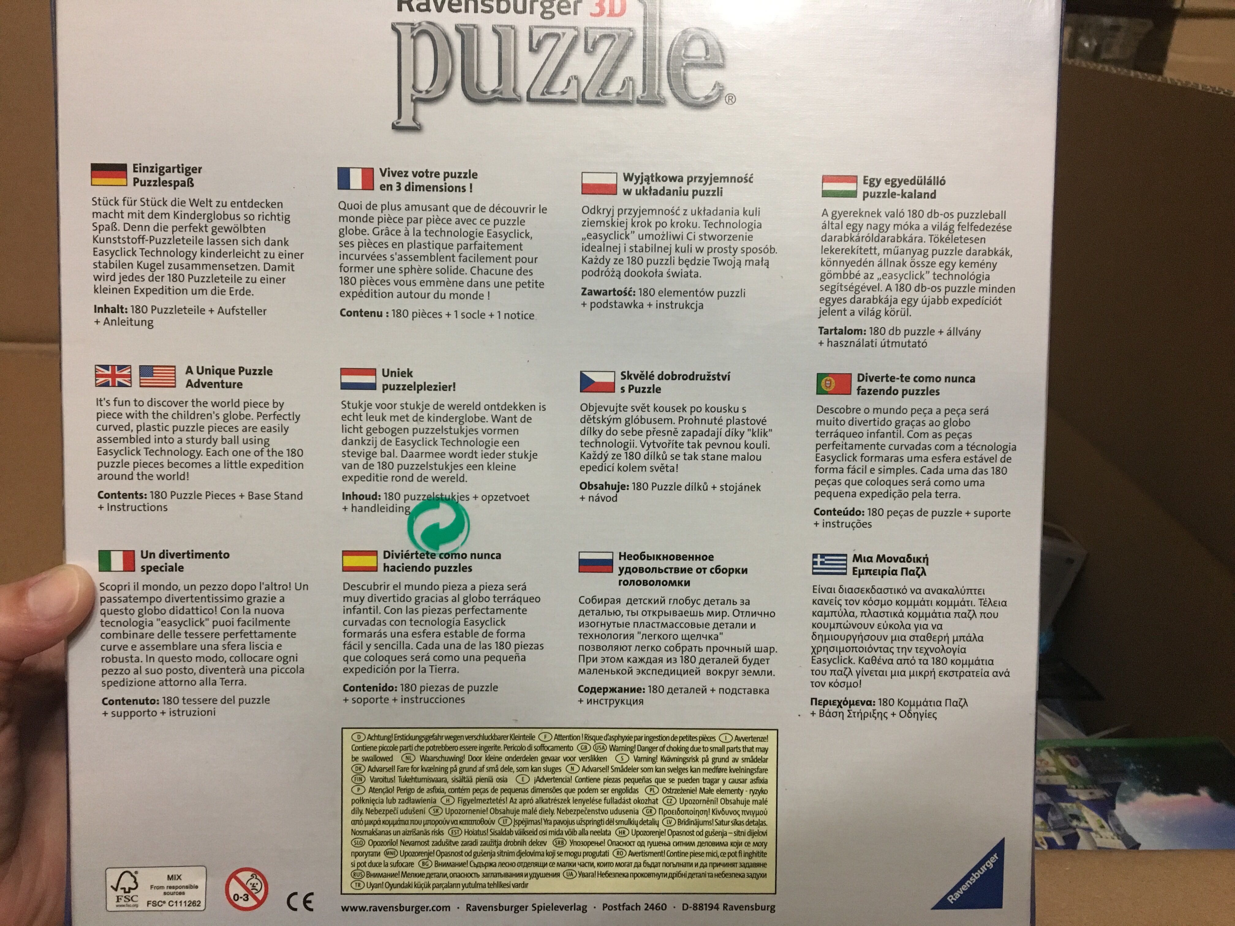 Disney Globe - Ravensburger puzzle collectible [Barcode 4005556123339] - Main Image 2