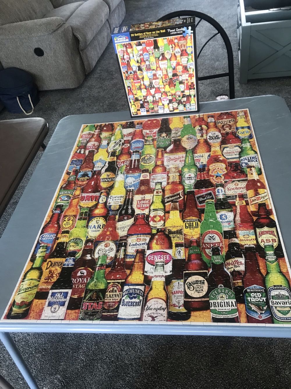 99 Bottles Of Beer On The Wall - White Mountain puzzle collectible [Barcode 724819256518] - Main Image 3
