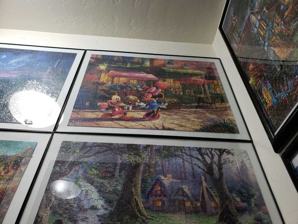 Disney Thomas Kinkade - 4 Pack - Ceaco / Thomas Kinkade puzzle collectible [Barcode 021081036696] - Main Image 3