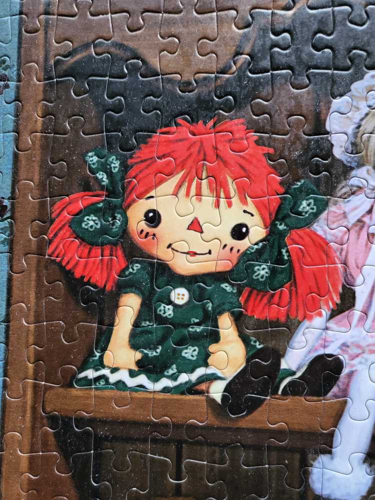 Grandmothers Dresser 🟦 - King puzzle collectible [Barcode 8710125053653] - Main Image 3