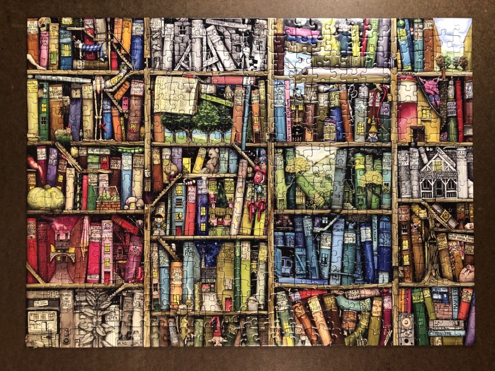 The Bizarre Bookshop - Ravensburger puzzle collectible [Barcode 4005556813629] - Main Image 2