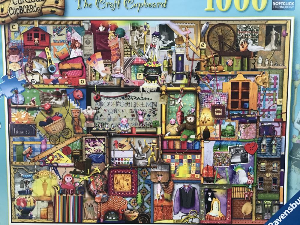 The Craft Cupboard  - Ravensburger puzzle collectible [Barcode 4005556194124] - Main Image 4