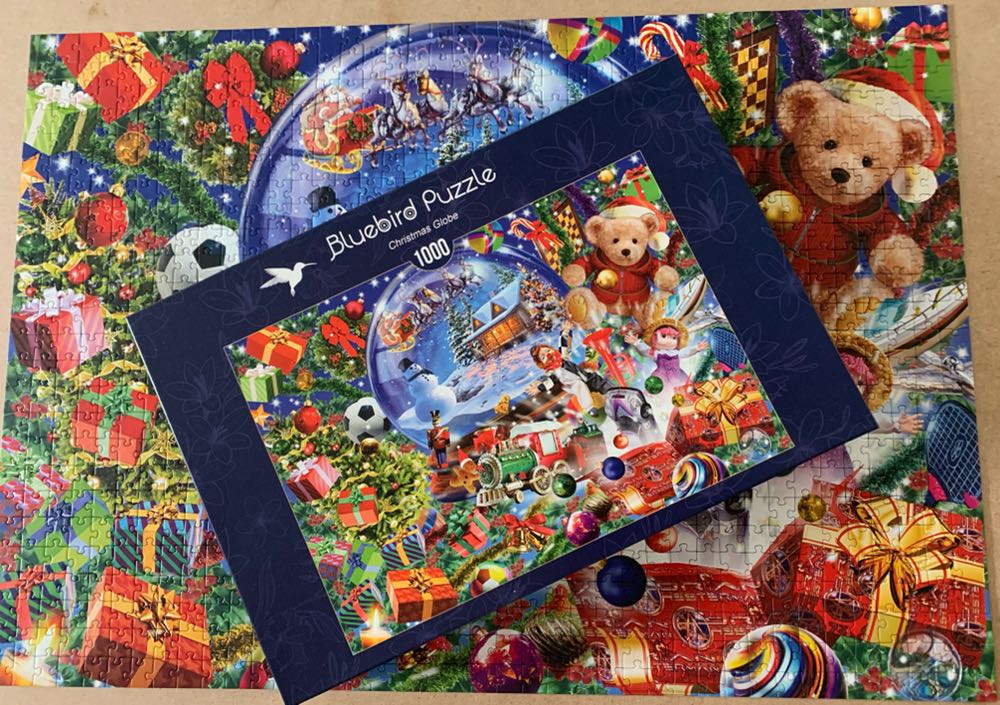 Christmas Globe - Bluebird Puzzle puzzle collectible [Barcode 3663384702365] - Main Image 3