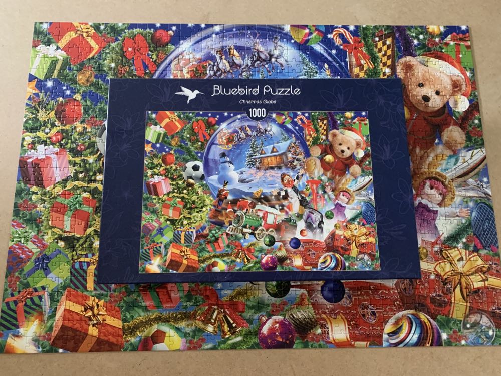 Christmas Globe - Bluebird Puzzle puzzle collectible [Barcode 3663384702365] - Main Image 4