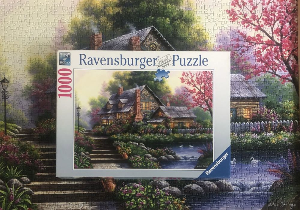 Romantic Cottage (1) - Ravensburger puzzle collectible [Barcode 4005556151844] - Main Image 4
