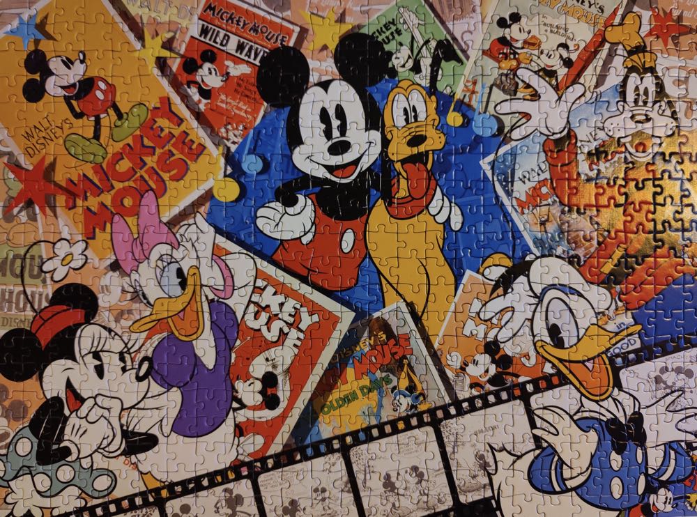 Mickey the True Original 90 Years - Clementoni puzzle collectible [Barcode 8005125350612] - Main Image 3