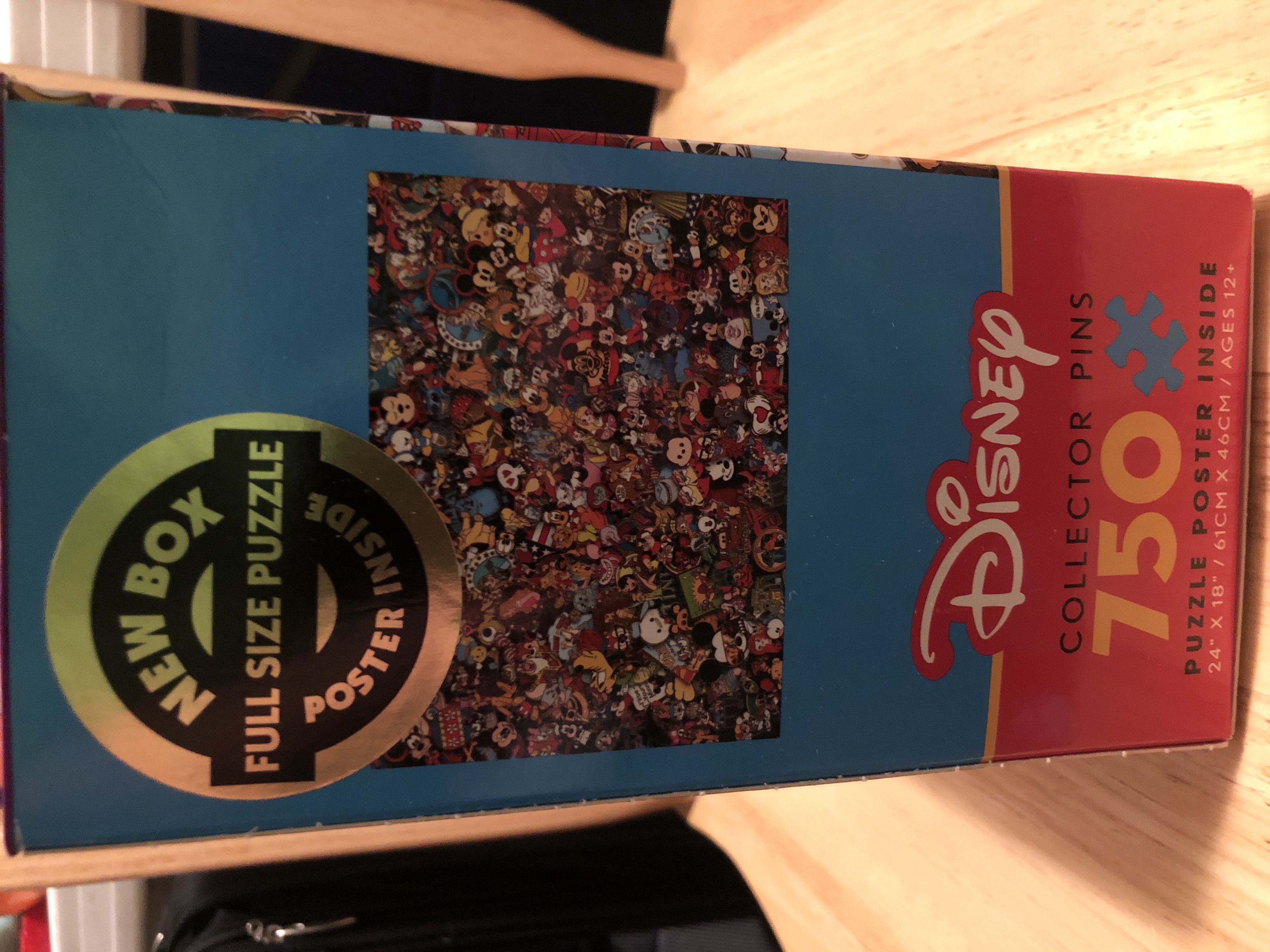 Disney Collector Pins - Ceaco puzzle collectible [Barcode 021081290197] - Main Image 2