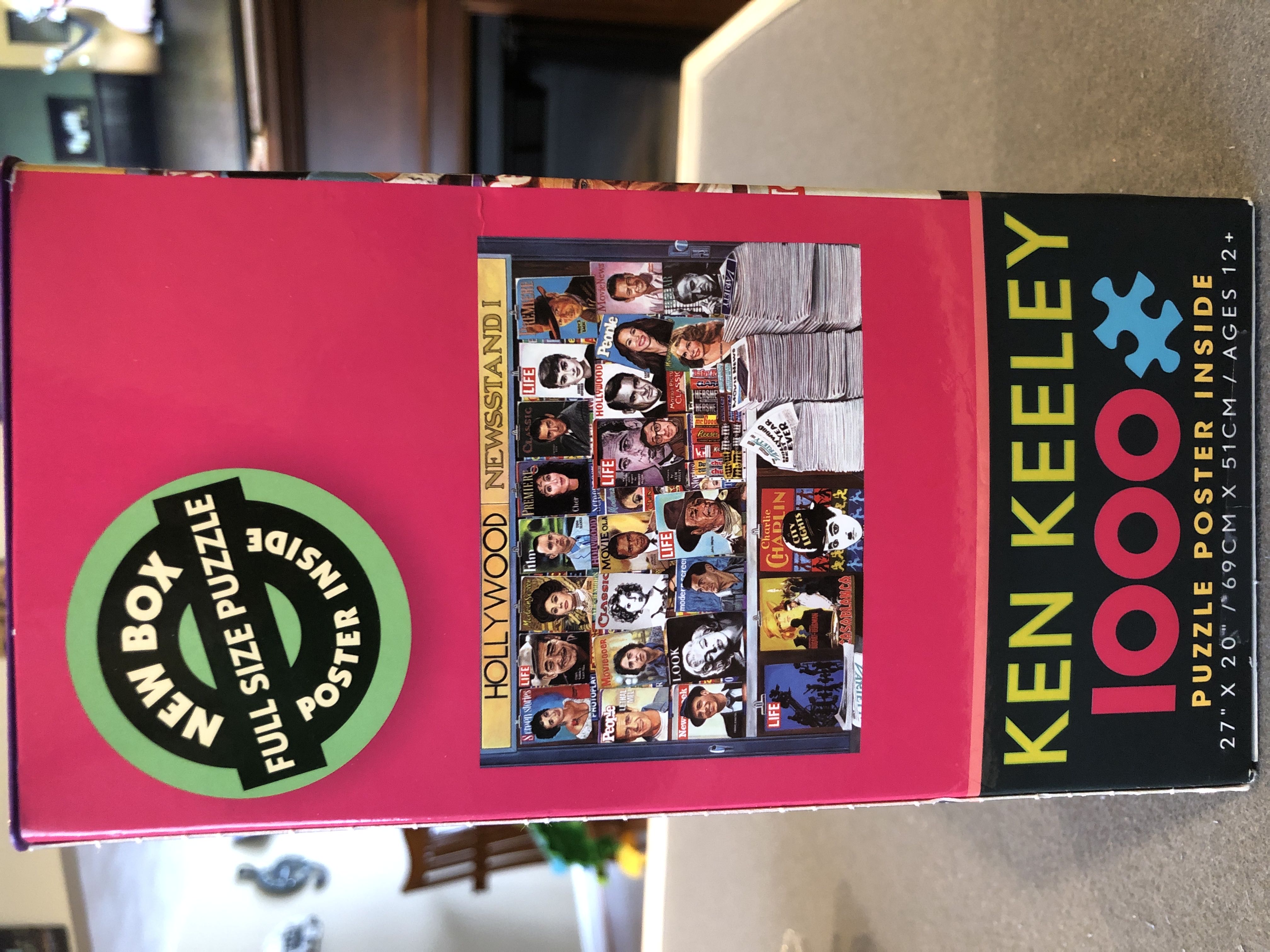 Hollywood Newsstand - Ceaco puzzle collectible [Barcode 021081331548] - Main Image 2