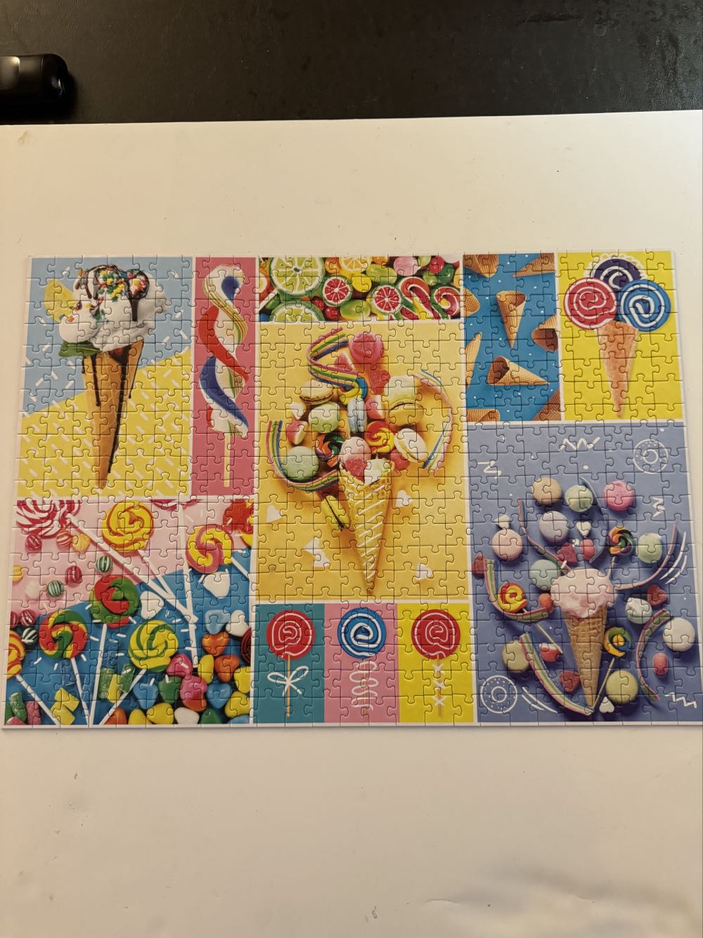 Favourite Sweets - Trefl puzzle collectible [Barcode 5900511373356] - Main Image 3