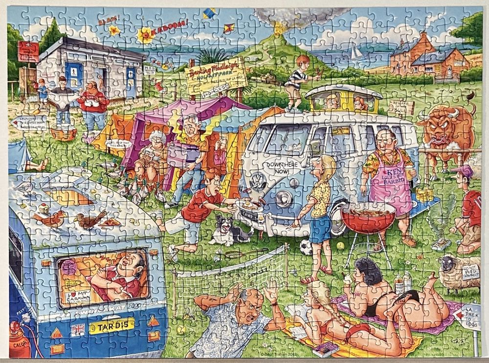 On holiday - Ravensburger puzzle collectible [Barcode 4005556140688] - Main Image 3